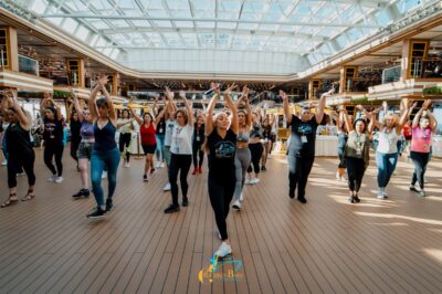 Mass Image Compressor Compressed this image. https://sourceforge.net/projects/icompress/ with Quality:80